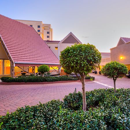 Courtyard Hotel Sandton Johannesburg Buitenkant foto