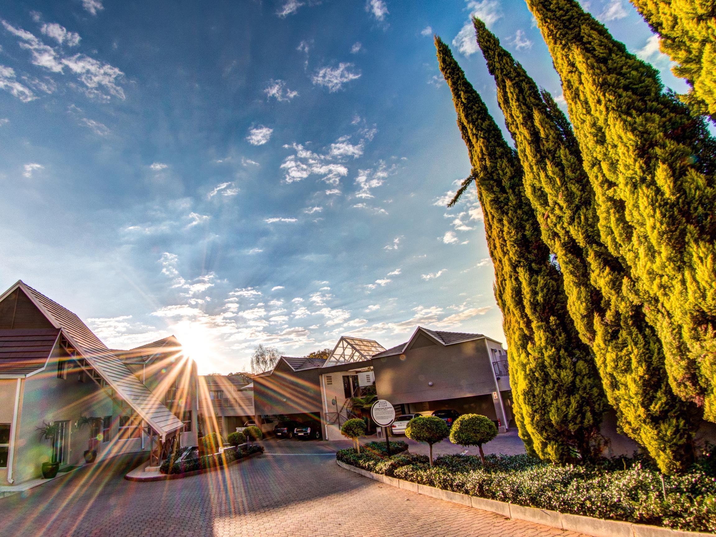 Courtyard Hotel Sandton Johannesburg Buitenkant foto