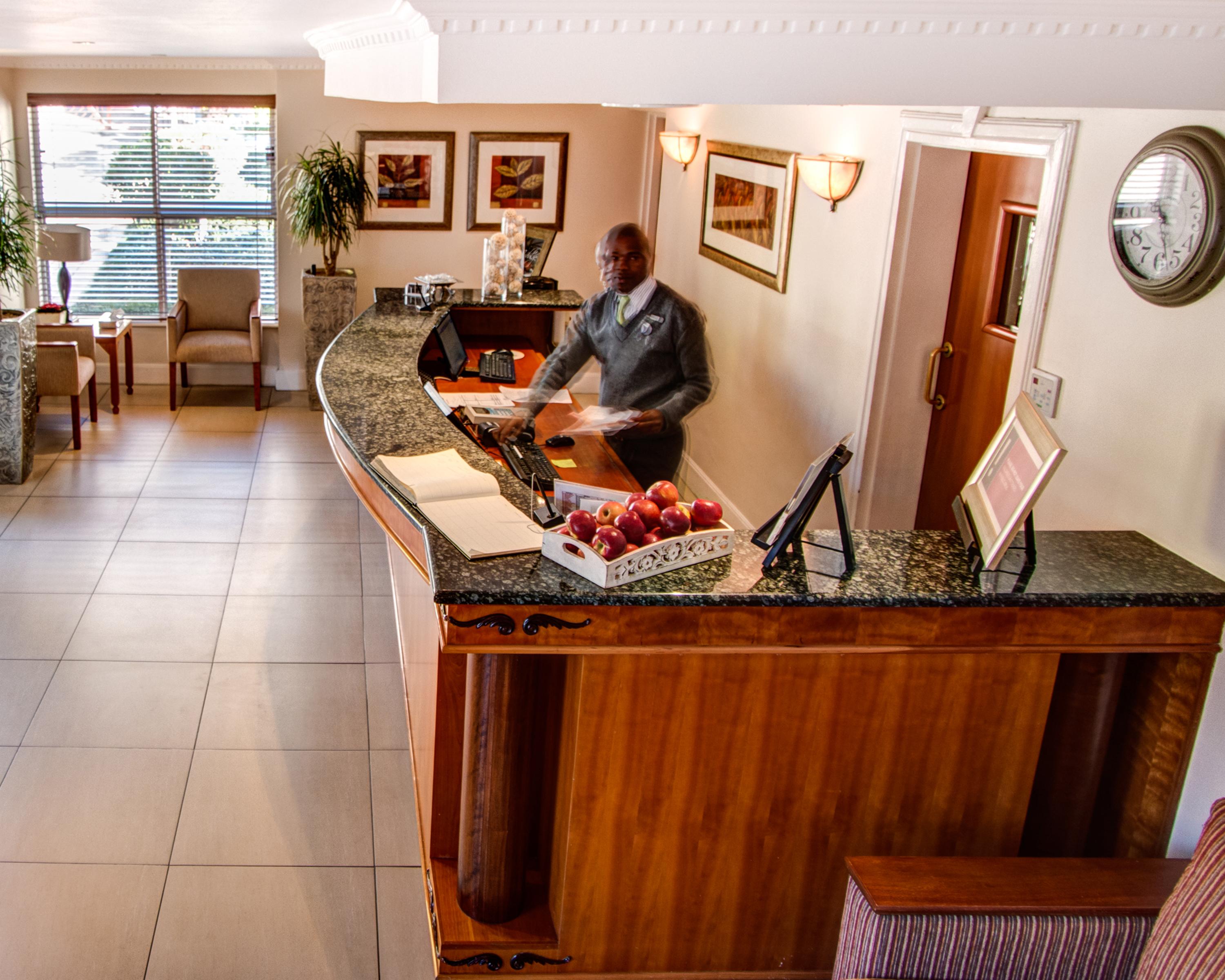 Courtyard Hotel Sandton Johannesburg Buitenkant foto
